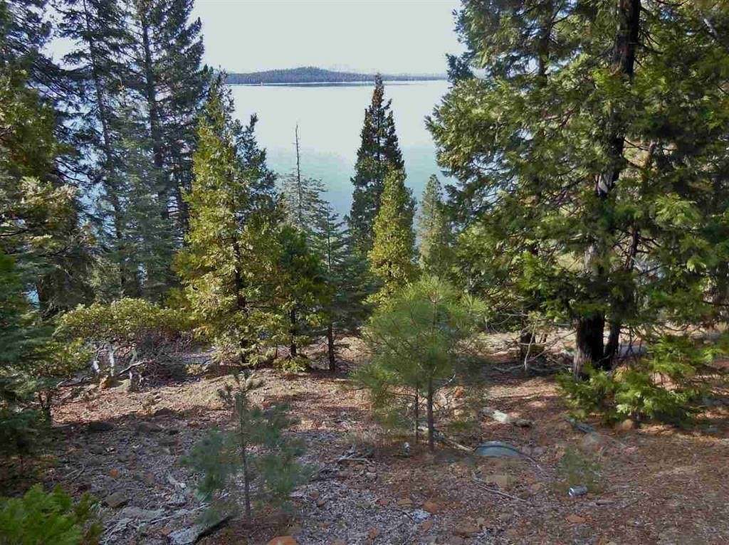 0.49 Acres of Residential Land for Sale in Lake Almanor Country Club, California