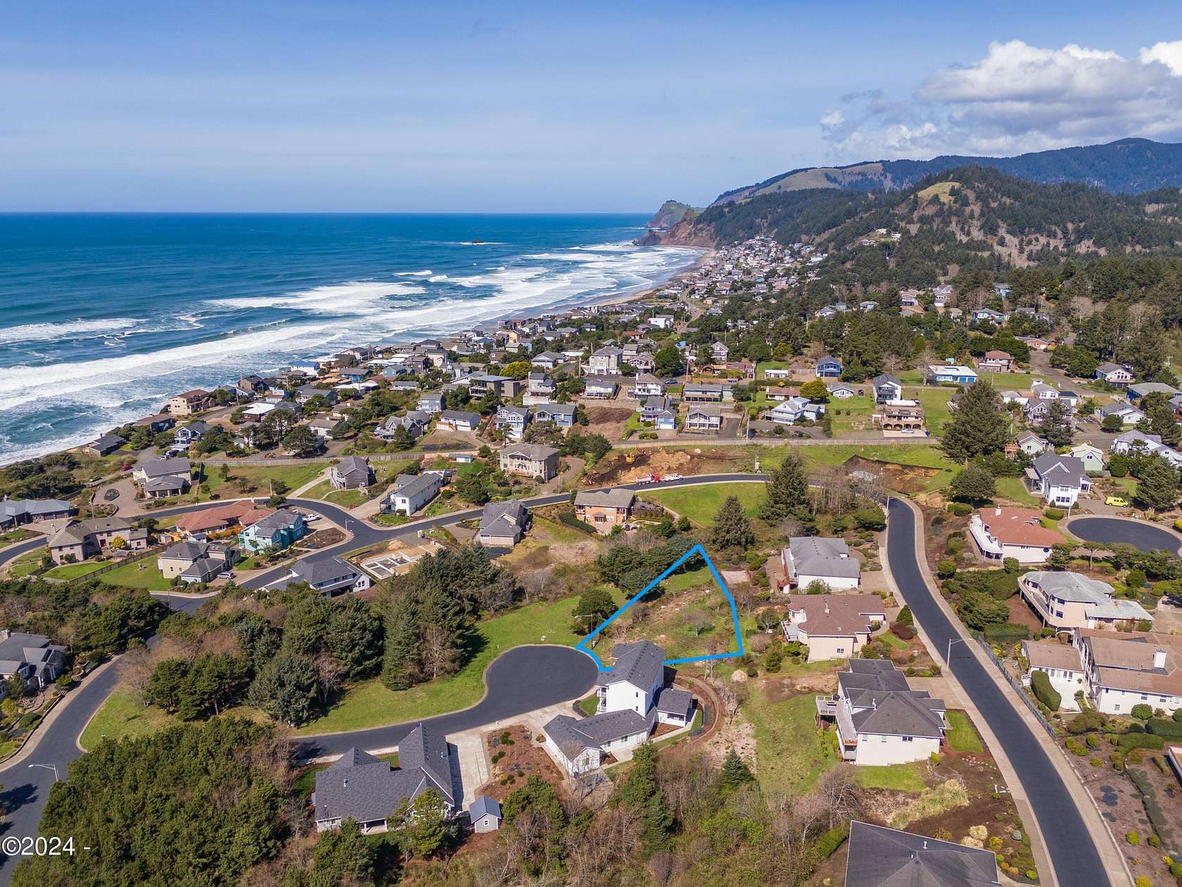 0.36 Acres of Residential Land for Sale in Lincoln City, Oregon