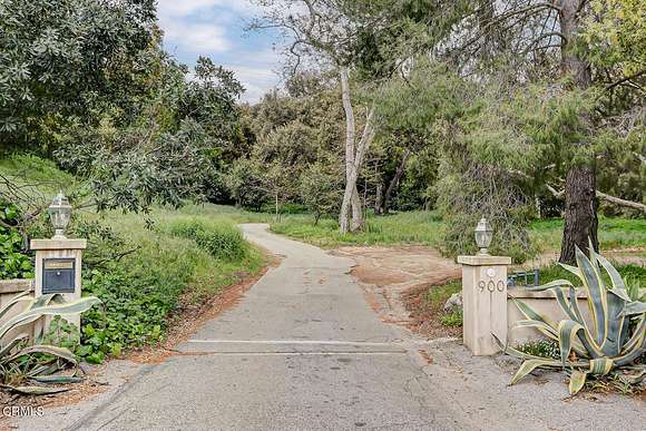 6.5 Acres of Residential Land with Home for Sale in Glendale, California