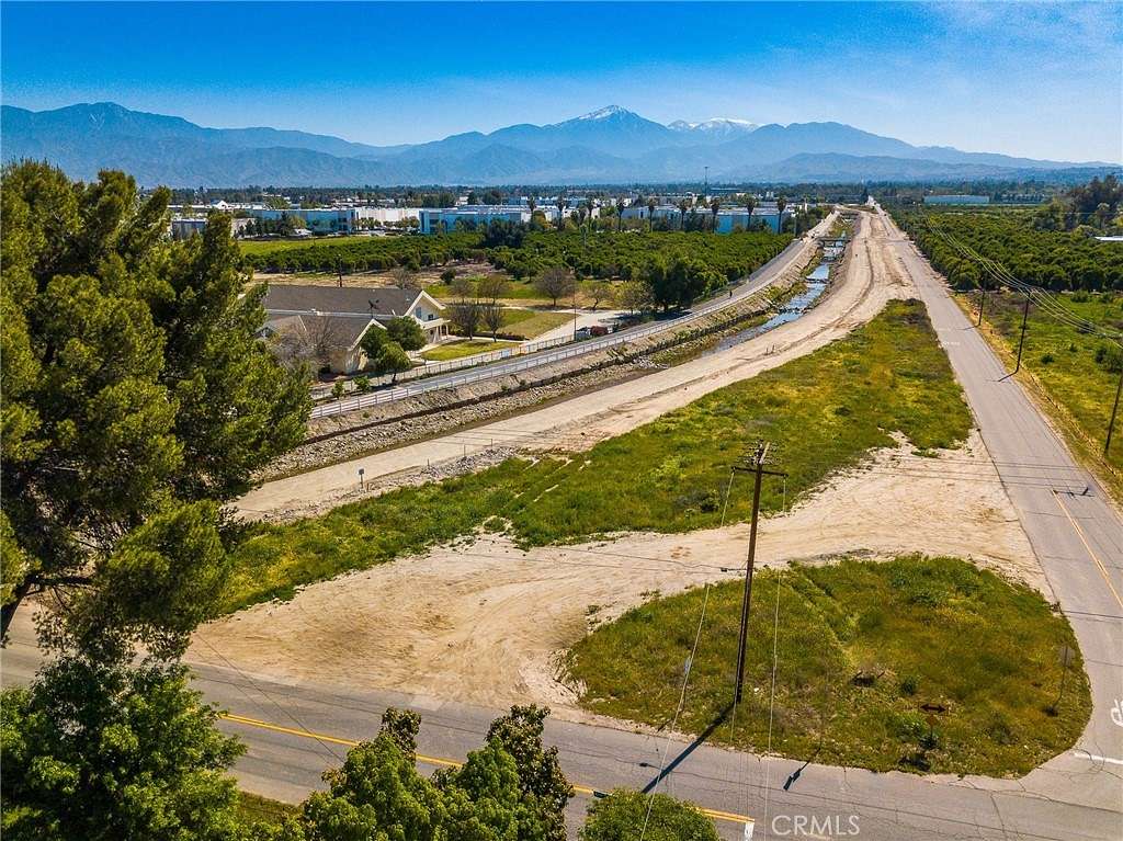 0.48 Acres of Residential Land for Sale in Redlands, California