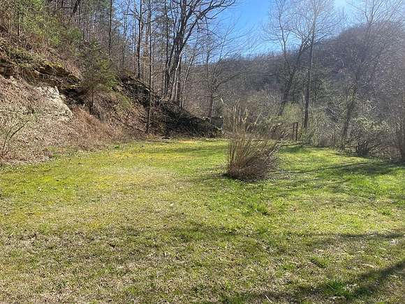 21 Acres of Land for Sale in Elkhorn City, Kentucky