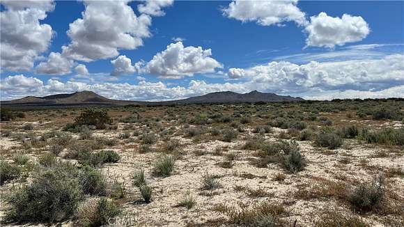 19.5 Acres of Land for Sale in Lancaster, California