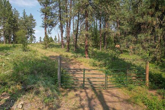4.9 Acres of Residential Land for Sale in Deer Park, Washington