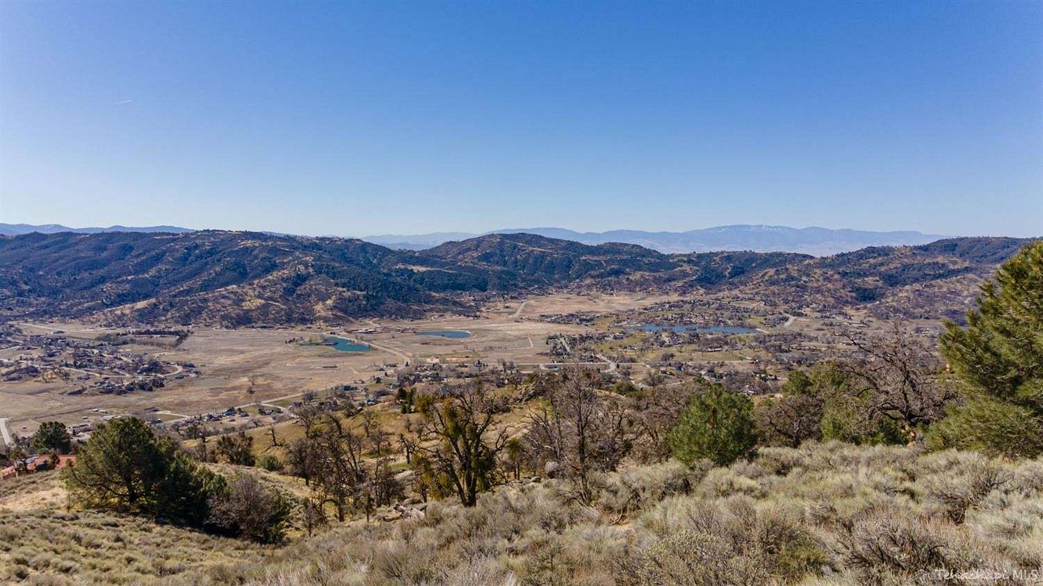 3.8 Acres of Residential Land for Sale in Tehachapi, California