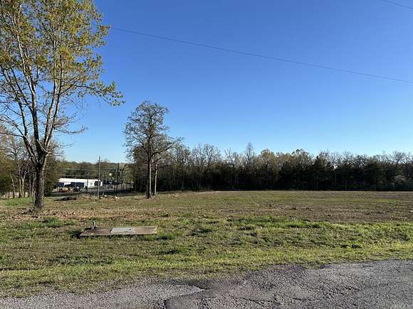 10.1 Acres of Land for Sale in Flippin, Arkansas