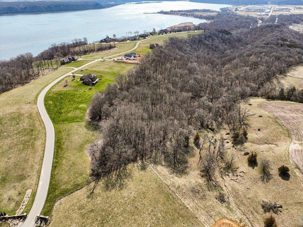 3.6 Acres of Residential Land for Sale in Dubuque, Iowa