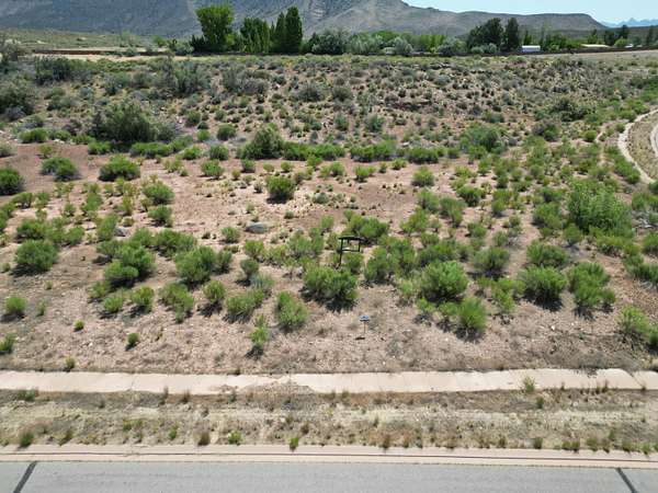 1 Acre of Residential Land for Sale in Virgin, Utah
