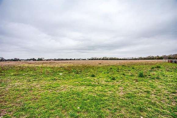 86.25 Acres of Agricultural Land for Sale in Lancaster, Texas