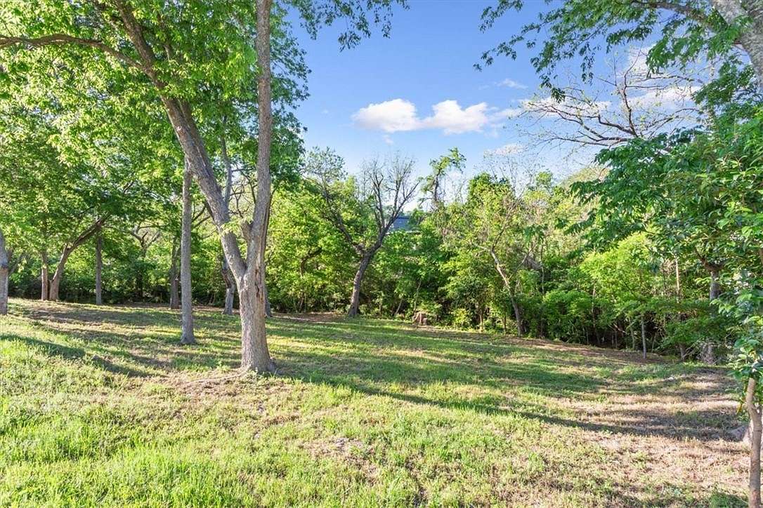 0.39 Acres of Residential Land for Sale in Woodway, Texas