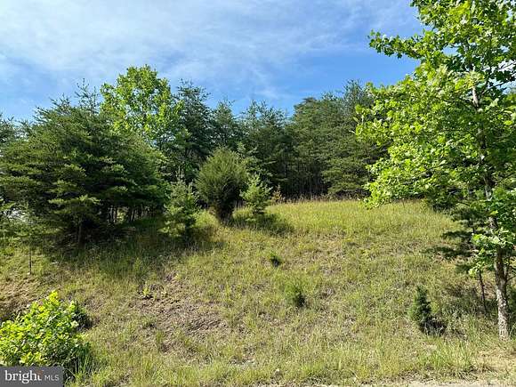 4.64 Acres of Agricultural Land for Sale in Paw Paw, West Virginia