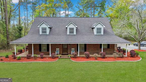 14.6 Acres of Land with Home for Sale in Statesboro, Georgia