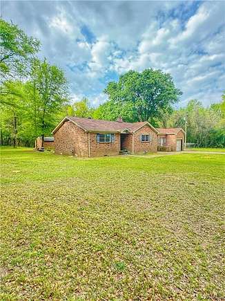 5.4 Acres of Residential Land with Home for Sale in Moundville, Alabama