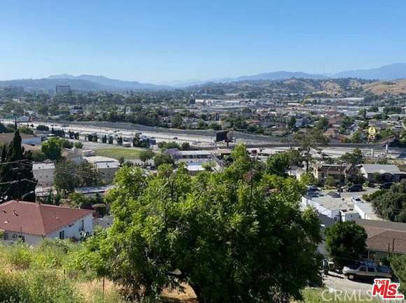 0.15 Acres of Land for Auction in Los Angeles, California