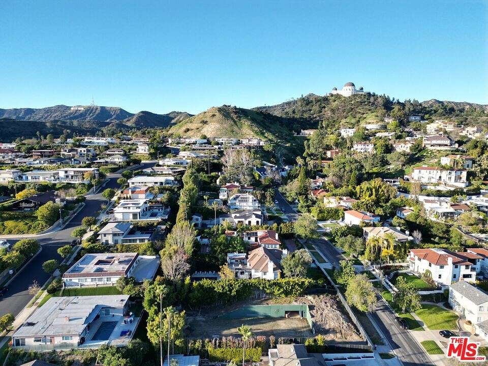 0.32 Acres of Land for Sale in Los Angeles, California