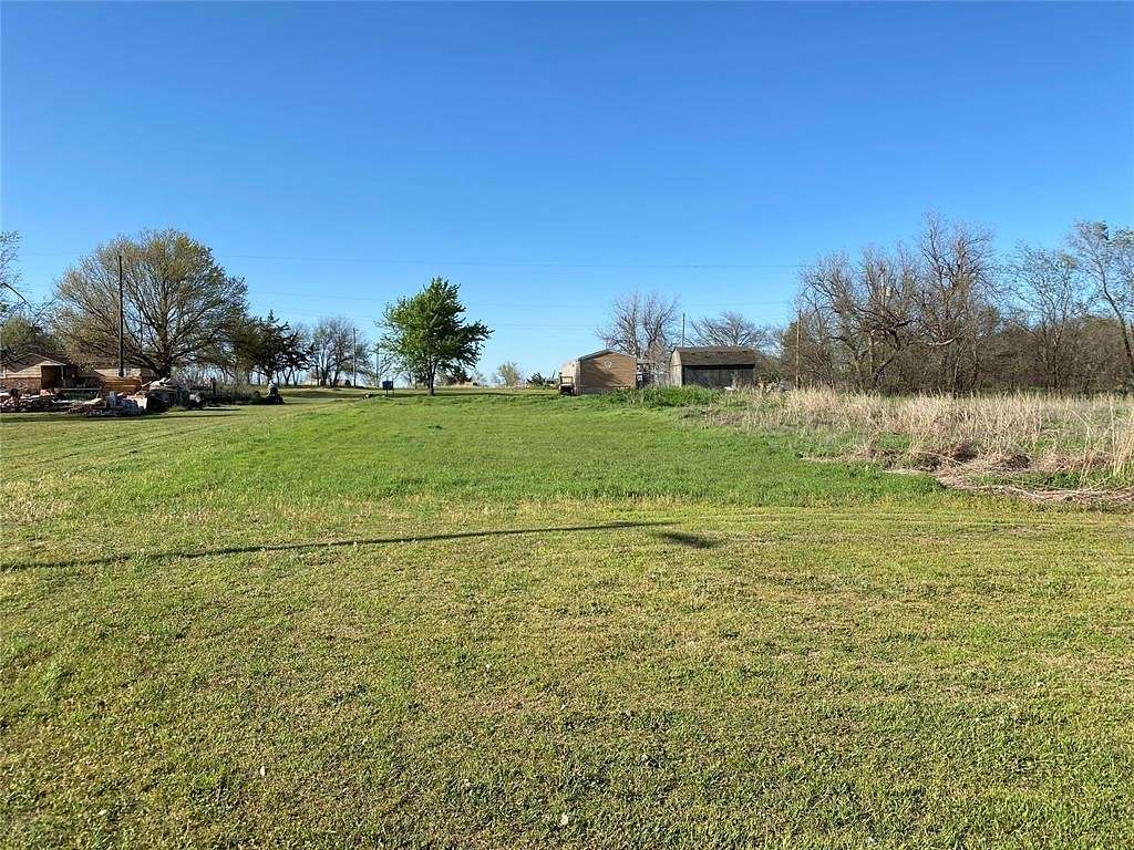 0.161 Acres of Residential Land for Sale in Crescent, Oklahoma