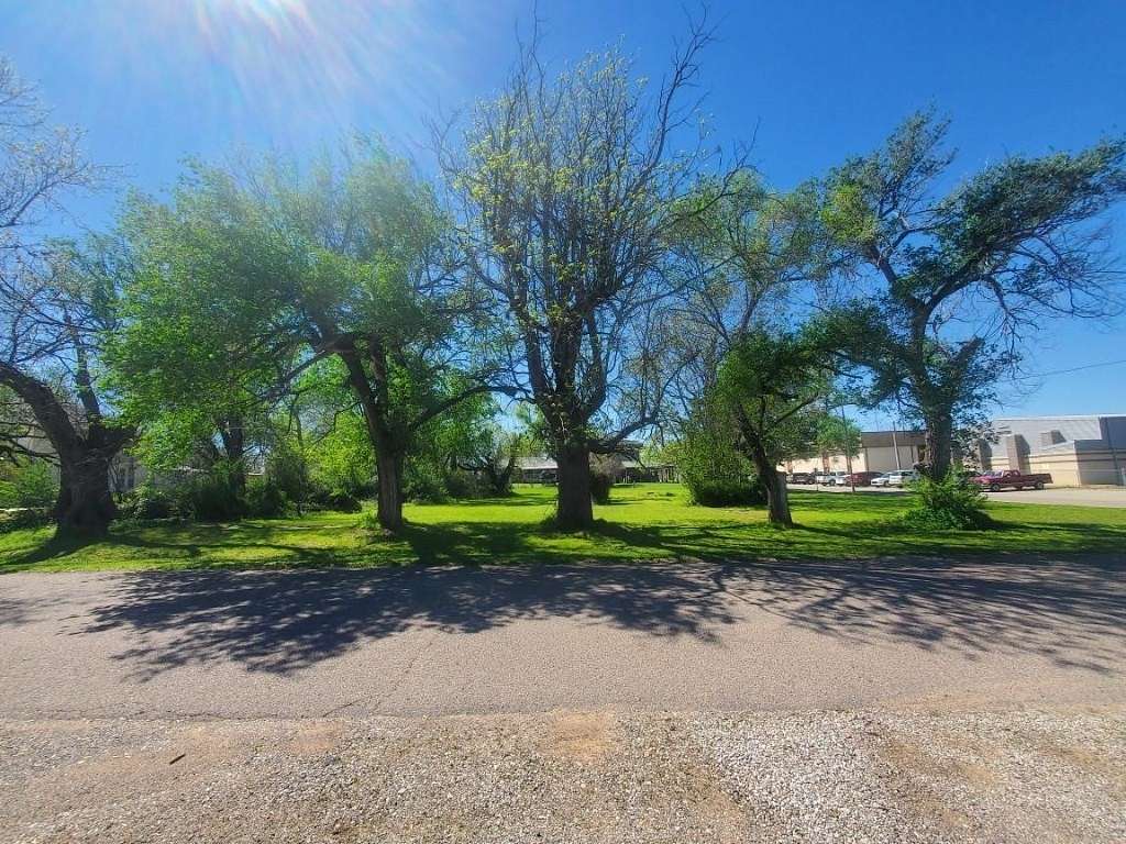 0.39 Acres of Residential Land for Sale in Okemah, Oklahoma