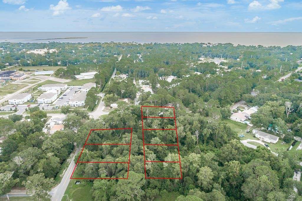 0.96 Acres of Residential Land for Sale in Apalachicola, Florida