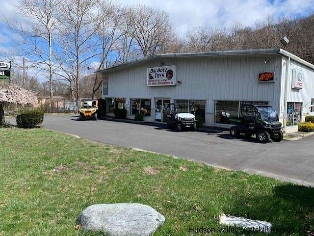 7.9 Acres of Improved Commercial Land for Sale in Marlboro, New York