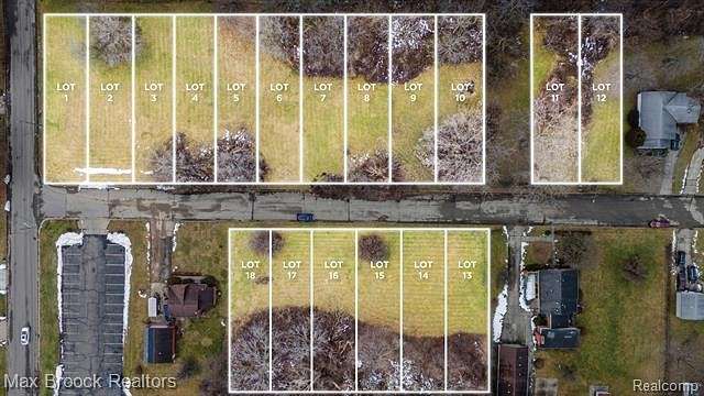 3.1 Acres of Residential Land for Sale in Pontiac, Michigan
