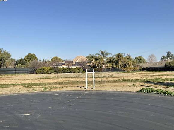 1.1 Acres of Residential Land for Sale in Tracy, California