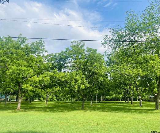 1.4 Acres of Residential Land for Sale in Jacksonville, Texas