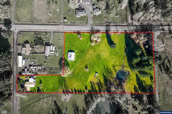 5.2 Acres of Land with Home for Sale in Lebanon, Oregon