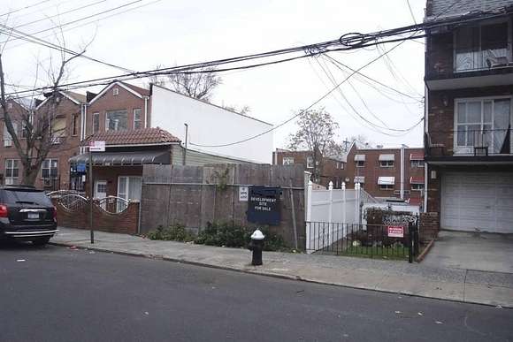 0.046 Acres of Residential Land for Sale in Brooklyn, New York