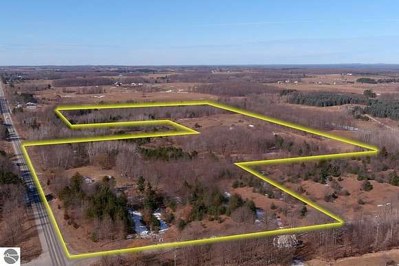 54.9 Acres of Land with Home for Sale in Kingsley, Michigan