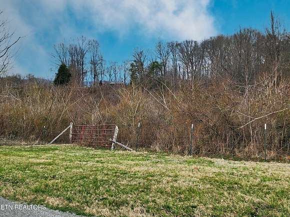 17 Acres of Agricultural Land for Sale in La Follette, Tennessee