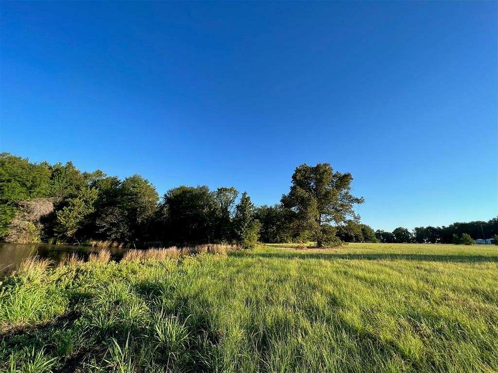 18.1 Acres of Mixed-Use Land for Sale in Ben Wheeler, Texas