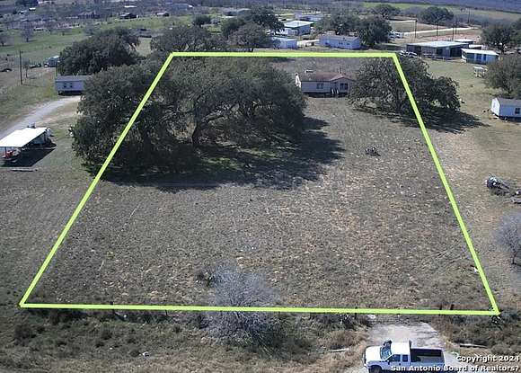 2 Acres of Residential Land for Sale in Devine, Texas