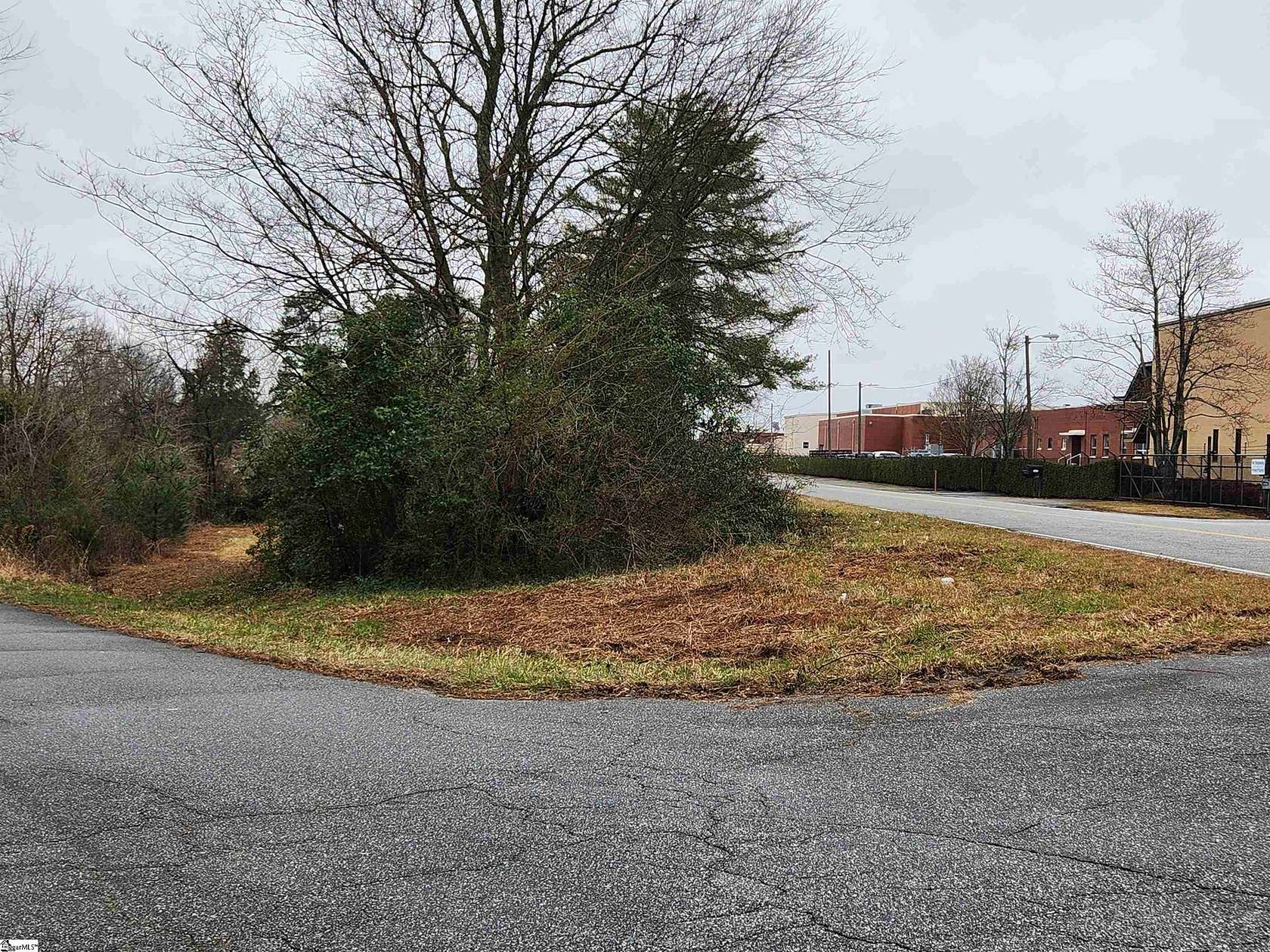 1.6 Acres of Commercial Land for Sale in Spartanburg, South Carolina