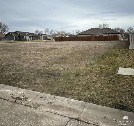 0.25 Acres of Residential Land for Sale in Abilene, Kansas