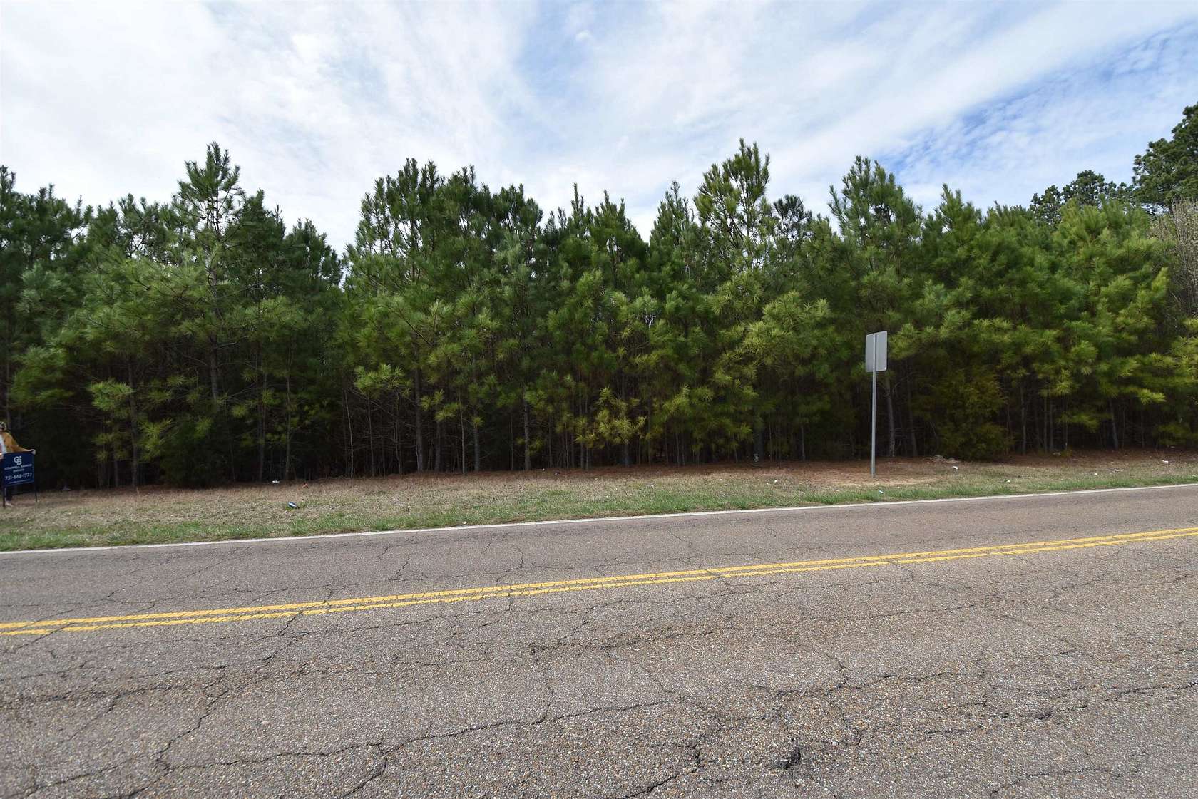 9.4 Acres of Land for Sale in Jackson, Tennessee