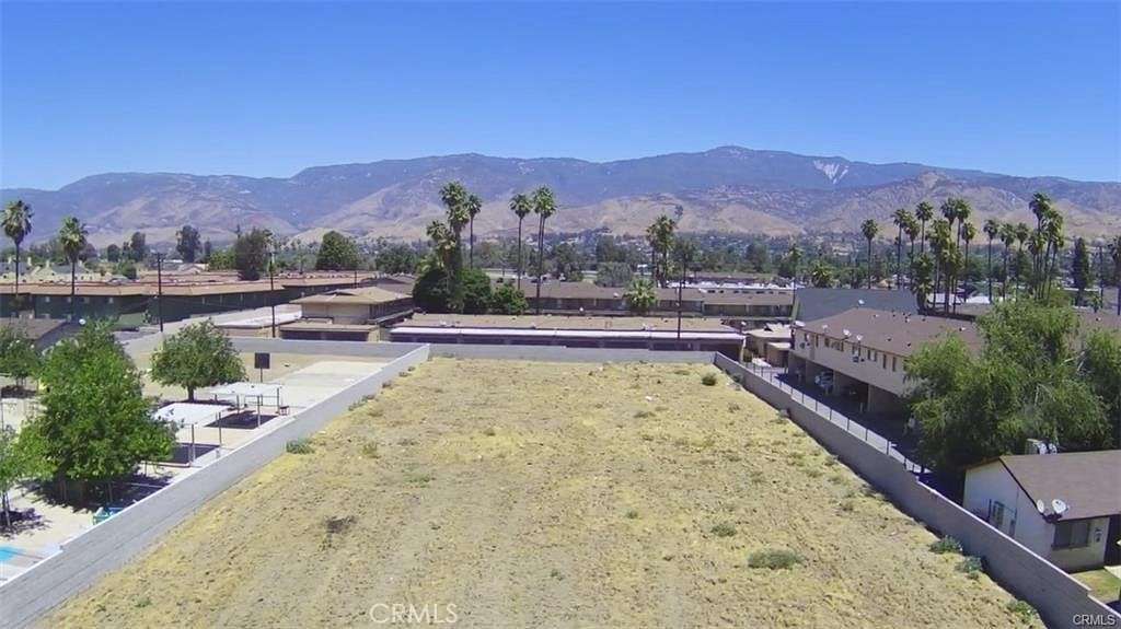 1.1 Acres of Land for Sale in San Bernardino, California