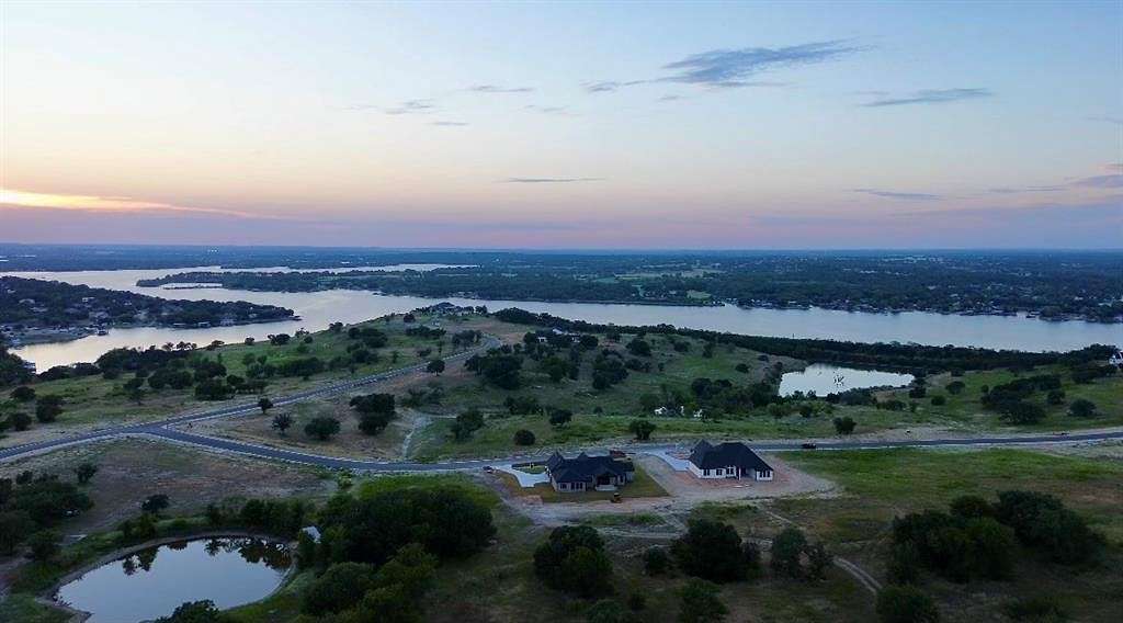 1.2 Acres of Improved Residential Land for Sale in Granbury, Texas