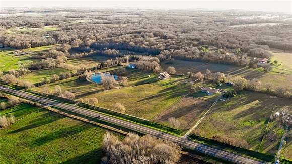15.5 Acres of Land with Home for Sale in Athens, Texas