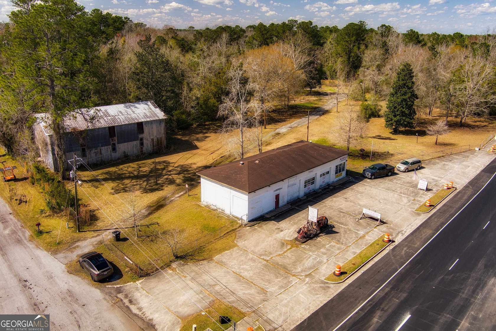 4.05 Acres of Improved Commercial Land for Sale in Woodbine, Georgia