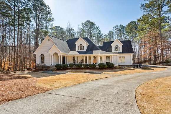 4.1 Acres of Residential Land with Home for Sale in Canton, Georgia