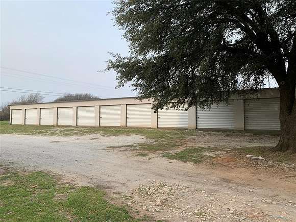 2.6 Acres of Improved Commercial Land for Sale in Granbury, Texas