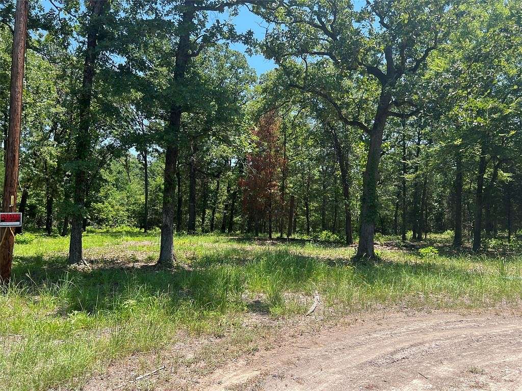 1.2 Acres of Residential Land for Sale in Log Cabin, Texas