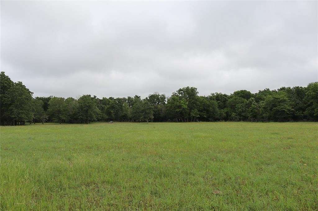 15.4 Acres of Land for Sale in Thorndale, Texas