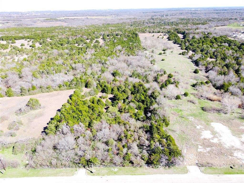 9.4 Acres of Commercial Land for Sale in Lancaster, Texas