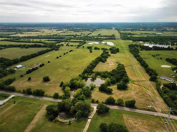 11 Acres of Land for Sale in Farmersville, Texas