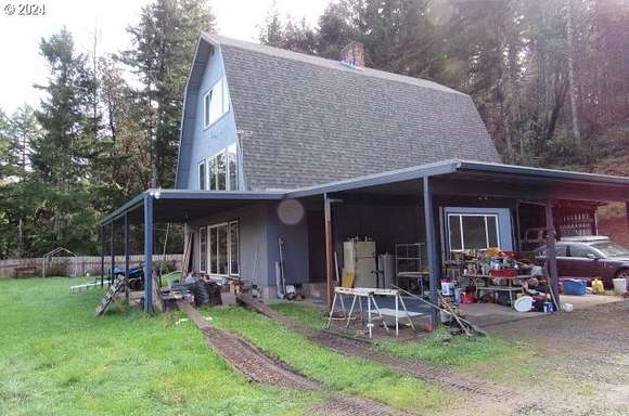 12.6 Acres of Land with Home for Auction in Oakland, Oregon