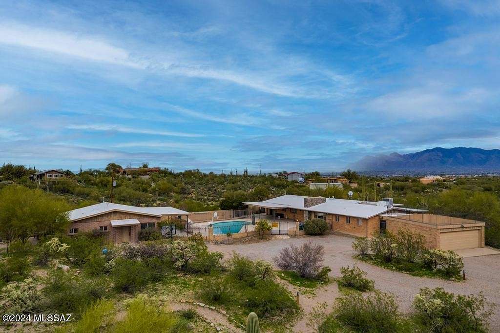 3.6 Acres of Residential Land with Home for Sale in Tucson, Arizona