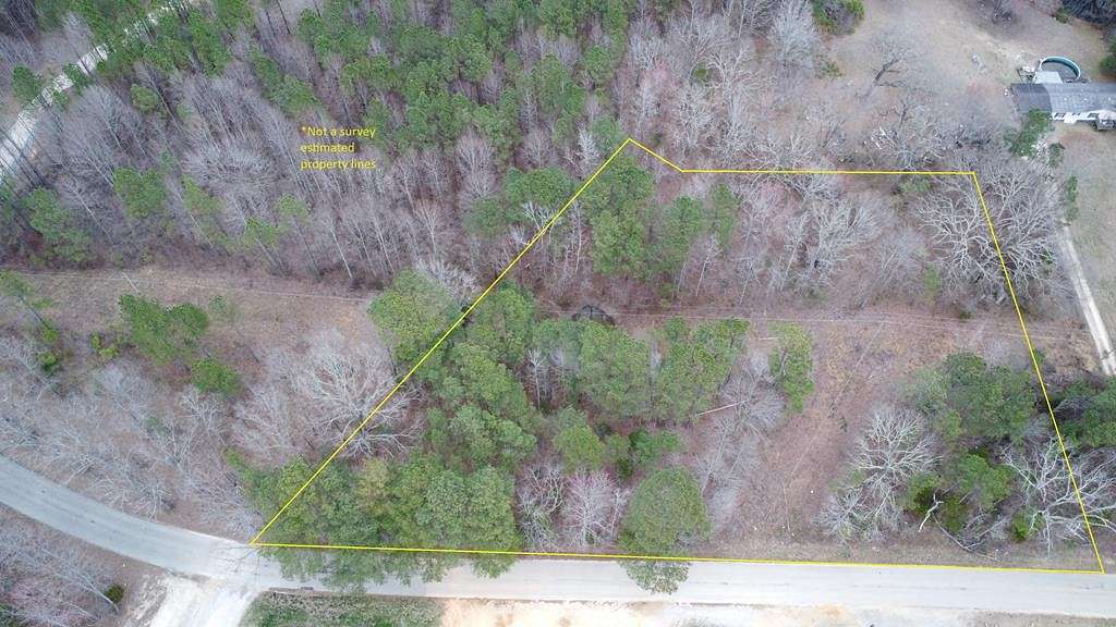 2.2 Acres of Residential Land for Sale in Camden, Tennessee