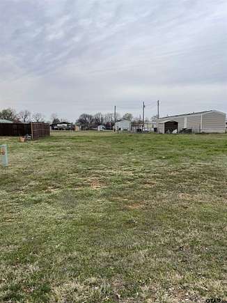 0.9 Acres of Residential Land for Sale in Quitman, Texas