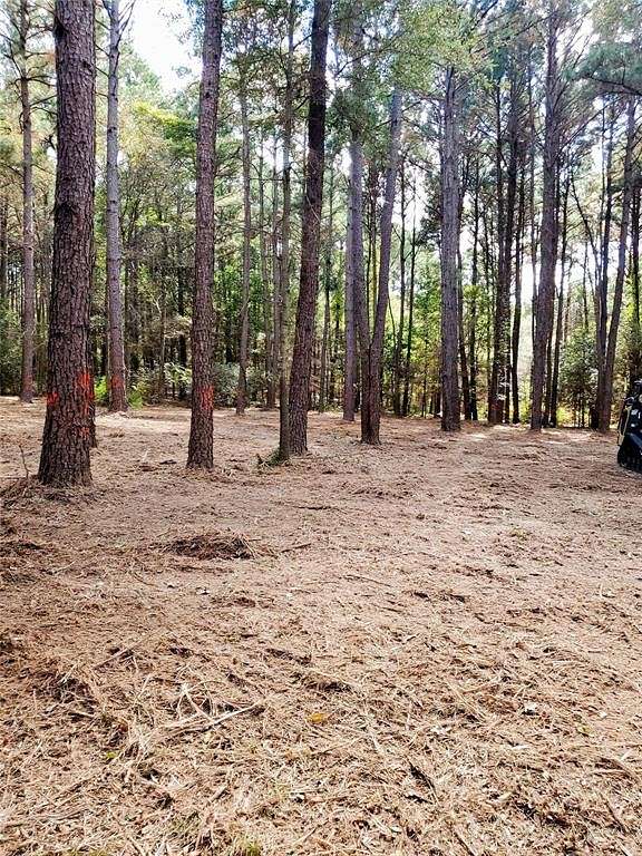 5 Acres of Residential Land for Sale in Athens, Texas