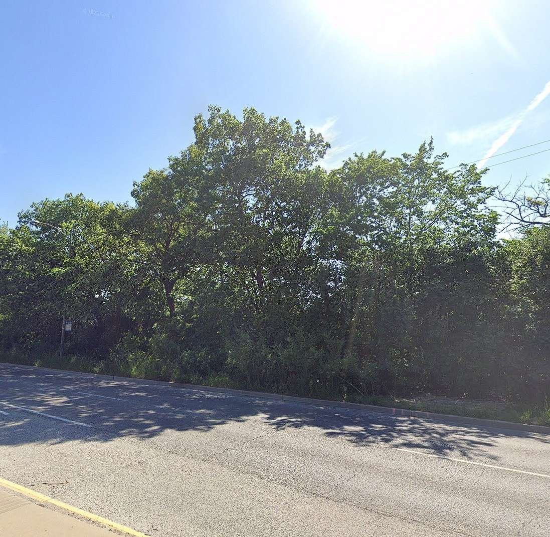 0.08 Acres of Mixed-Use Land for Sale in Chicago, Illinois